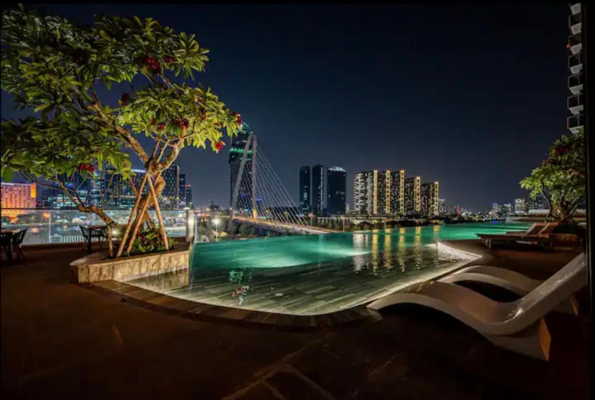 The Opera Apartment Cental Saigon Free Pool-Gym-Sauna Room- Golf Mini Πόλη Χο Τσι Μινχ Εξωτερικό φωτογραφία