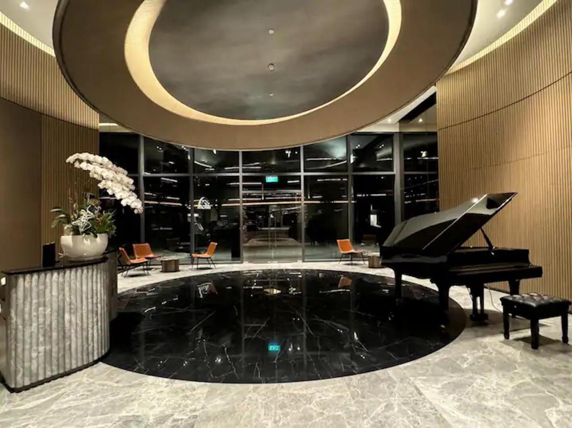 The Opera Apartment Cental Saigon Free Pool-Gym-Sauna Room- Golf Mini Πόλη Χο Τσι Μινχ Εξωτερικό φωτογραφία
