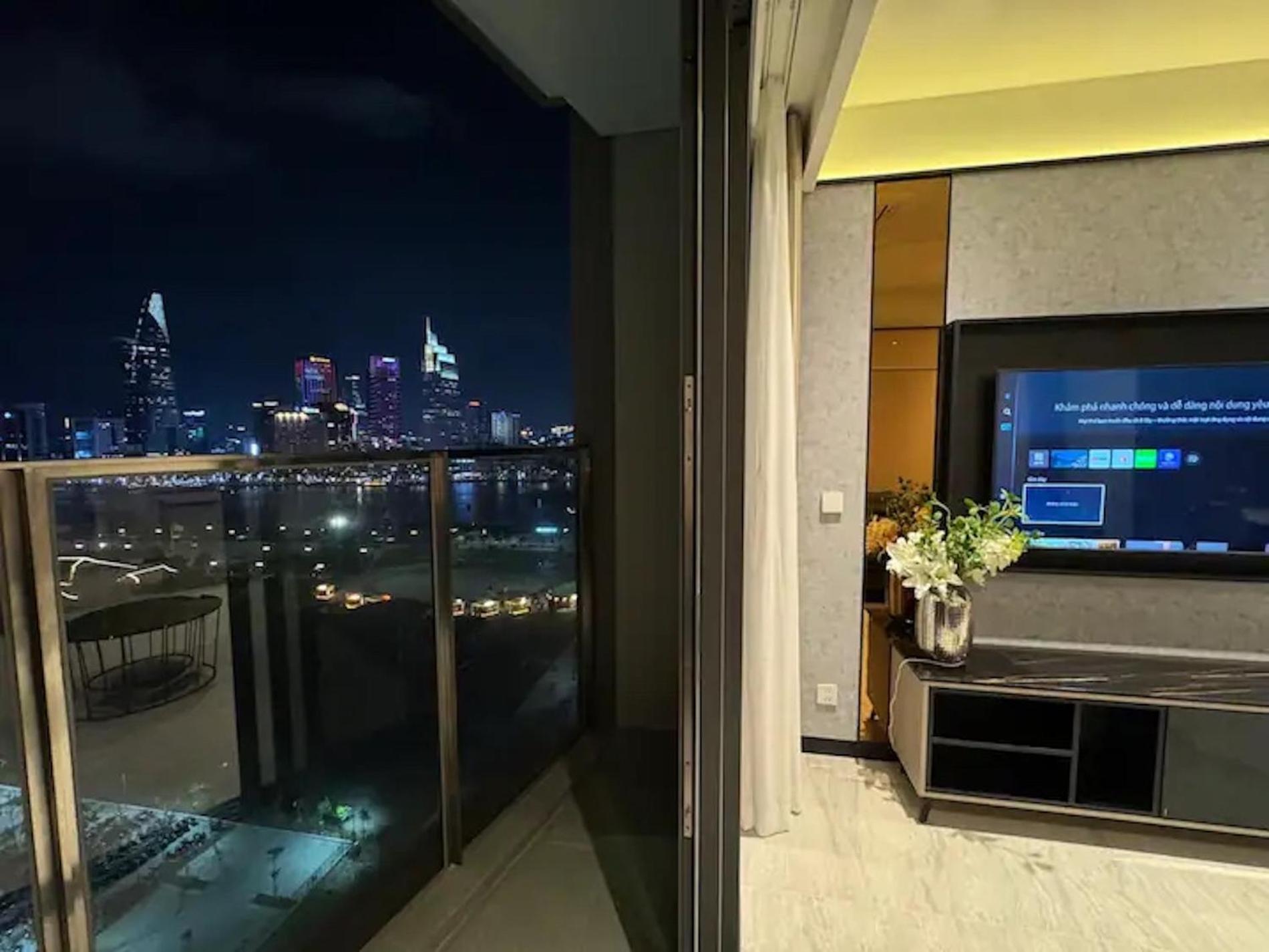 The Opera Apartment Cental Saigon Free Pool-Gym-Sauna Room- Golf Mini Πόλη Χο Τσι Μινχ Εξωτερικό φωτογραφία